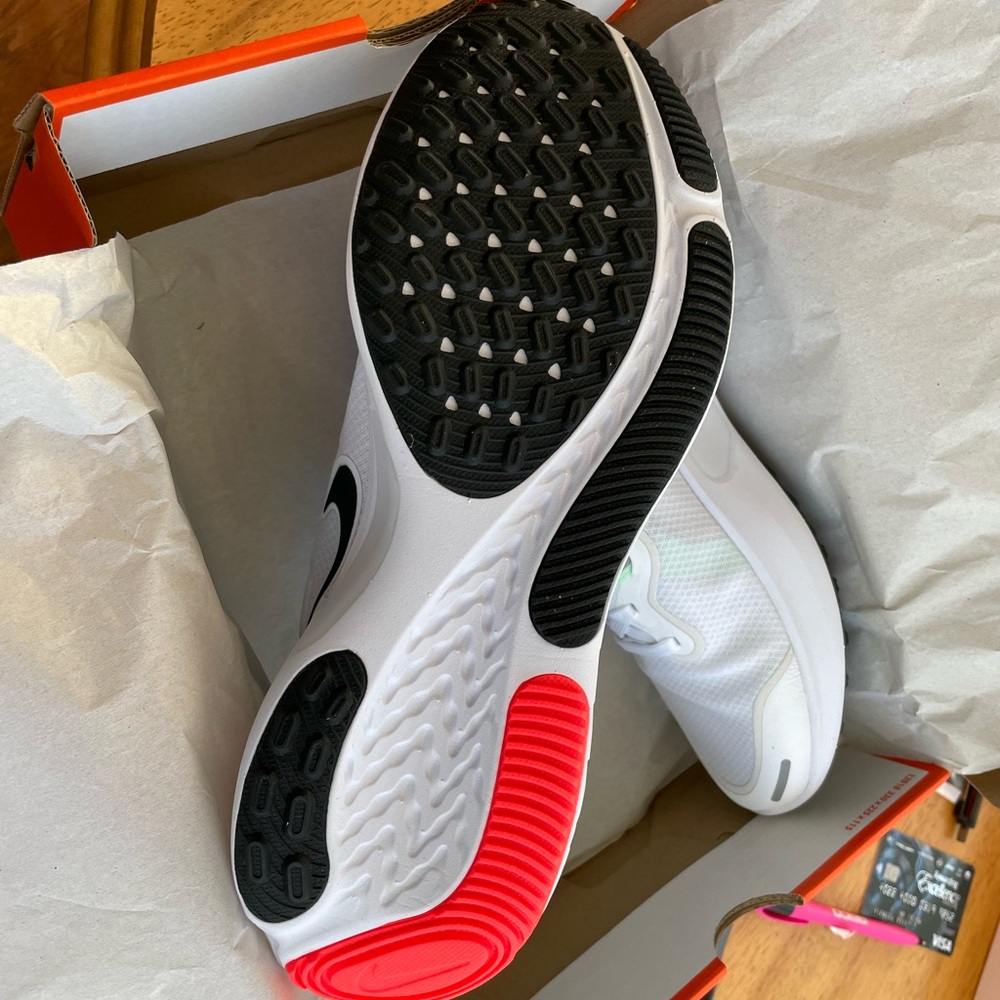 Nike React Miler BNIB, Size 9